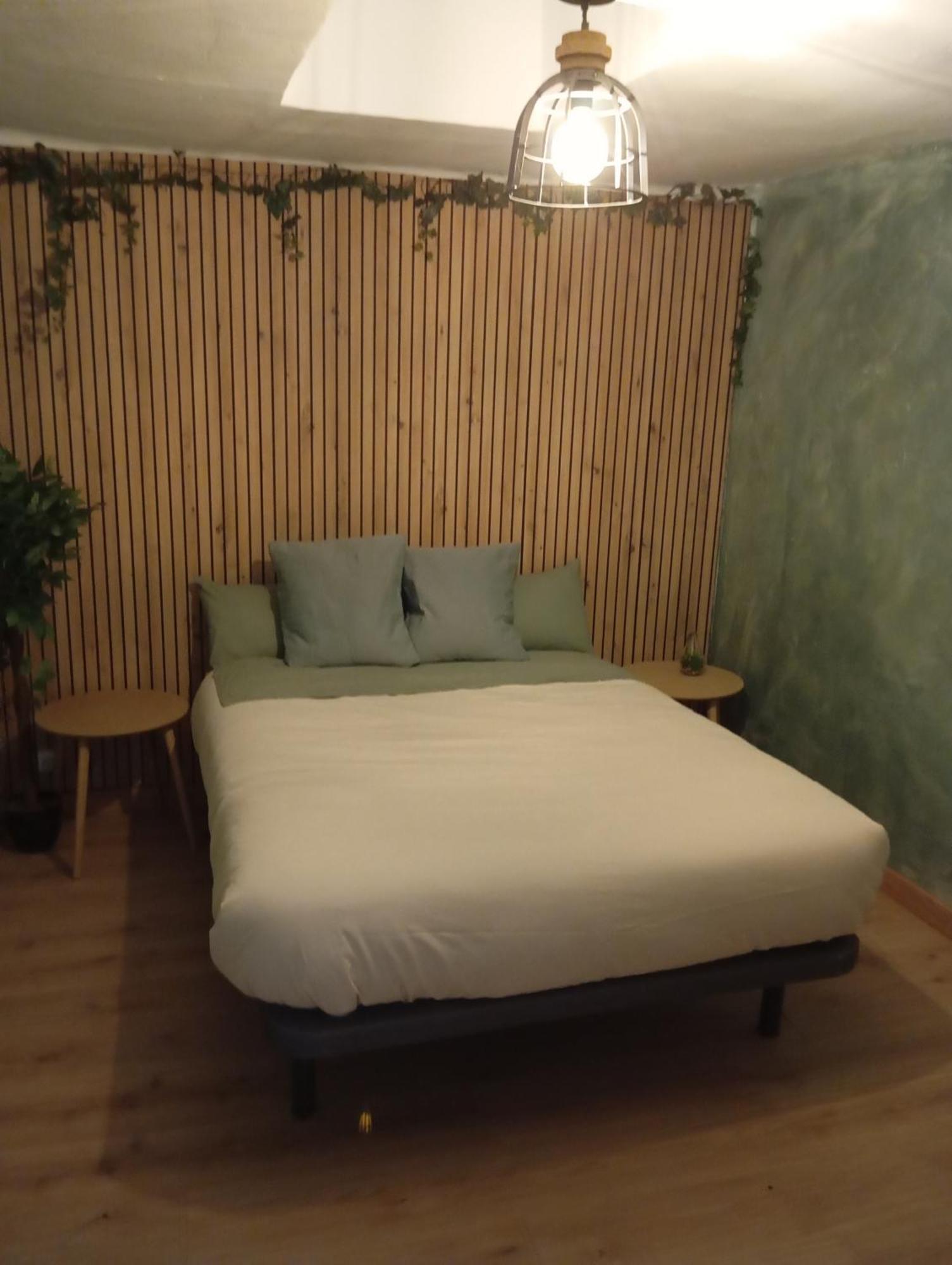 Calera 2 Apartment Burgo Екстериор снимка