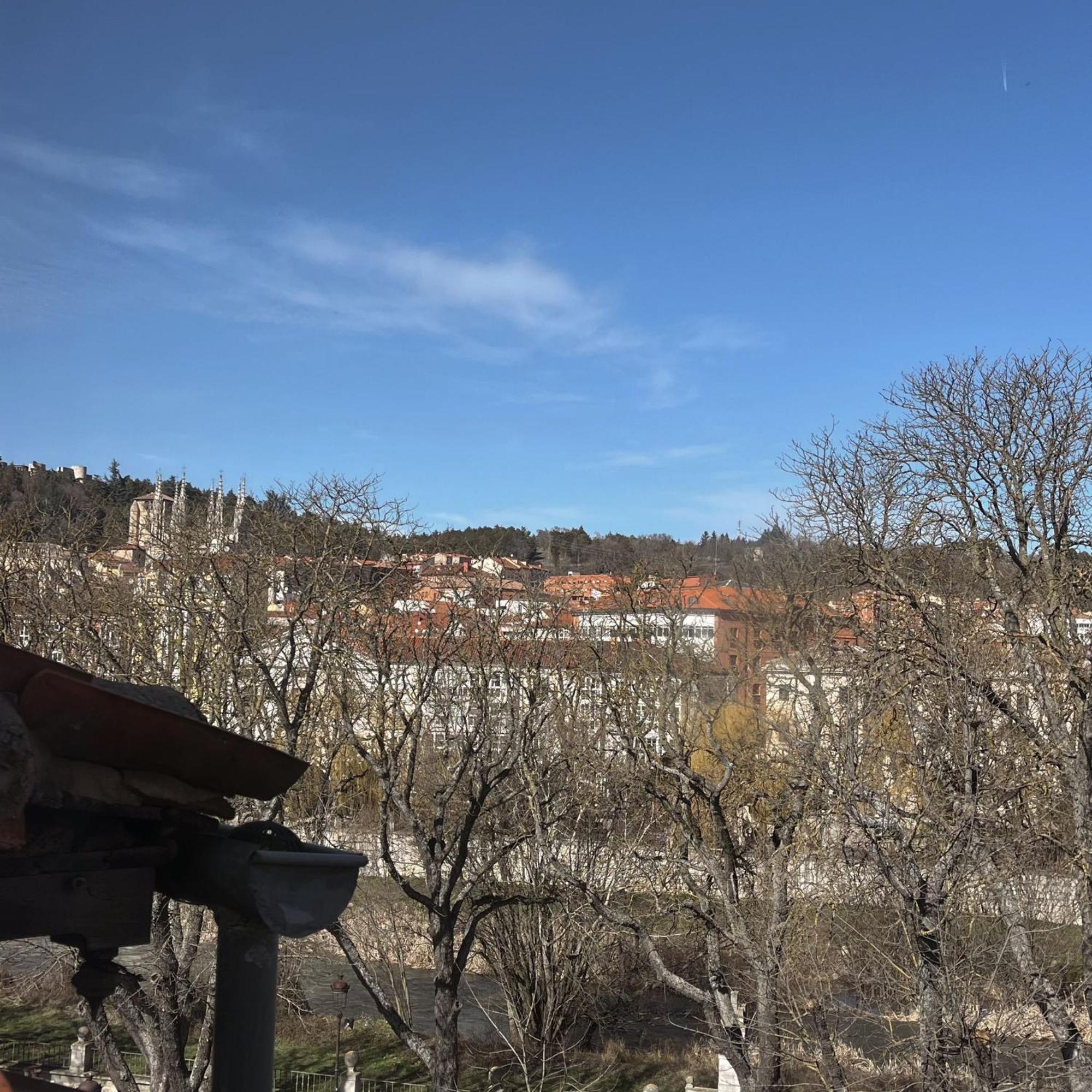 Calera 2 Apartment Burgo Екстериор снимка